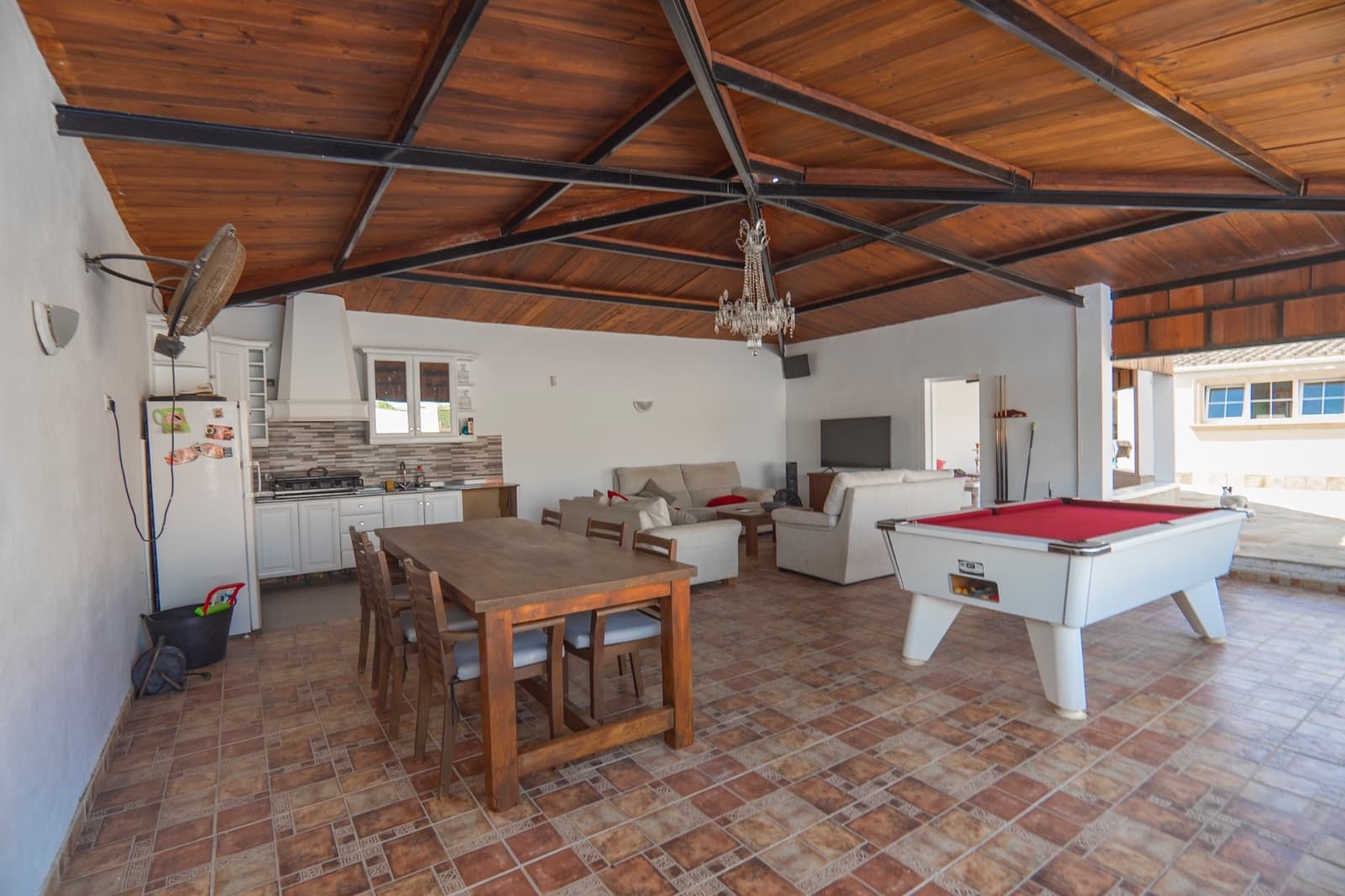 6 bedroom Villa for sale in Heredades with pool - € 595,000 (Ref: 10067083)