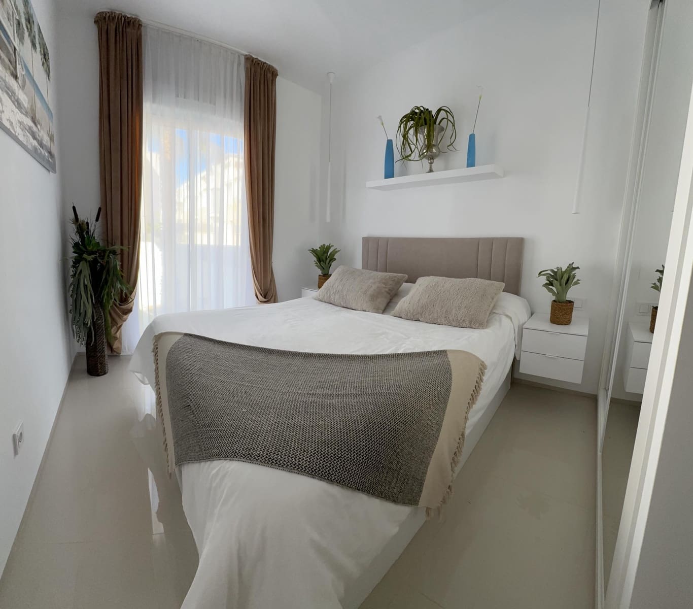 2 sypialnia Mieszkanie na sprzedaż w Dona Pepa z basenem garażem - 325 000 € (Ref: 10071899)