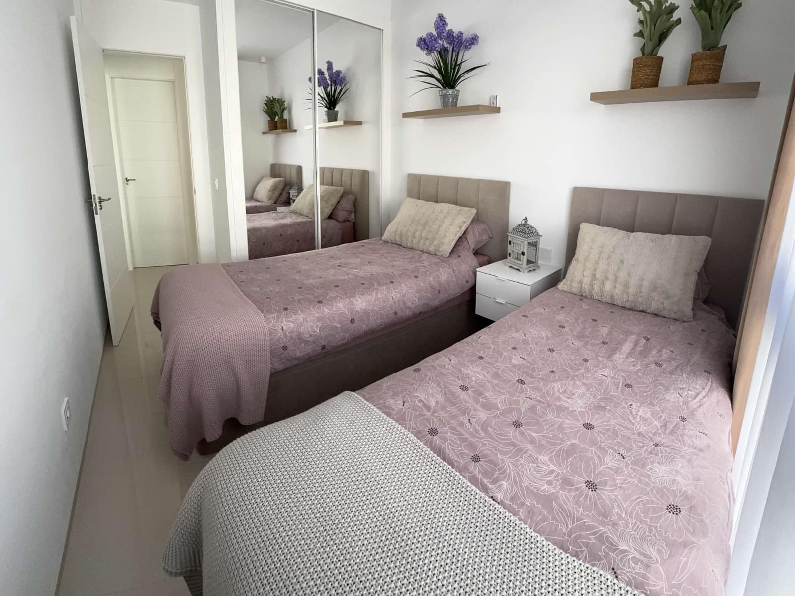 2 sypialnia Mieszkanie na sprzedaż w Dona Pepa z basenem garażem - 325 000 € (Ref: 10071899)