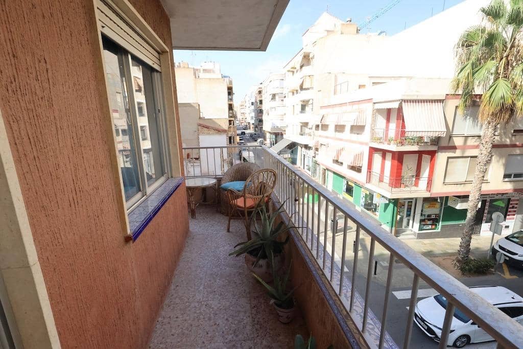 3 bedroom Apartment for sale in Torrevieja - € 210,000 (Ref: 10074915)