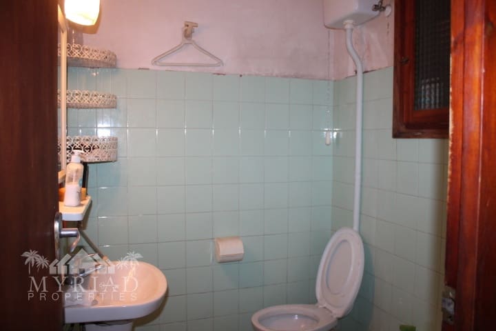 5 sovrum Hus till salu i Pinoso med garage - 113 300 € (Ref: 10077594)