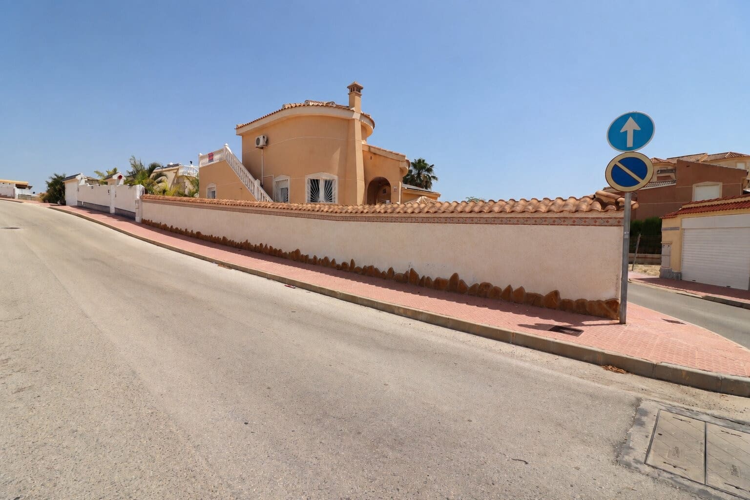 2 Zimmer Villa zu verkaufen in La Marquesa mit Pool Garage - 289.000 € (Ref: 10077597)