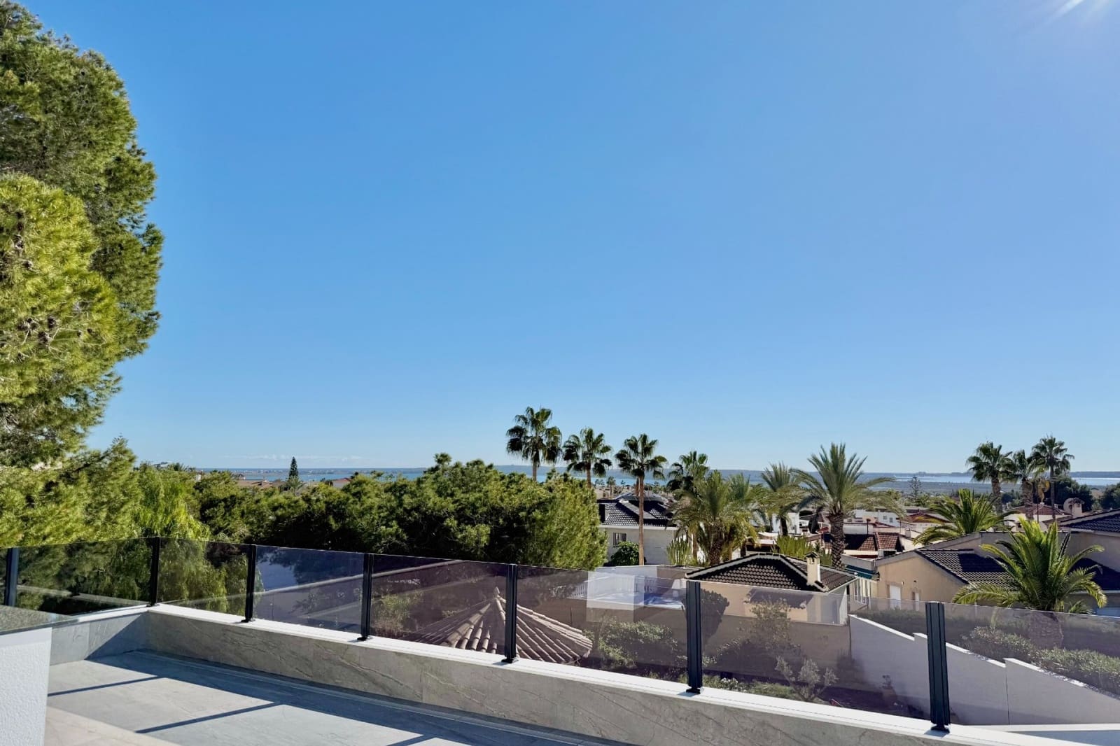 Chalet de 4 habitaciones en Ciudad Quesada en venta con piscina garaje - 850.000 € (Ref: 10077601)