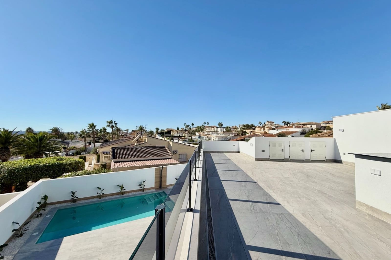Chalet de 4 habitaciones en Ciudad Quesada en venta con piscina garaje - 850.000 € (Ref: 10077601)