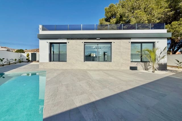 Chalet de 4 habitaciones en Ciudad Quesada, Rojales en venta con piscina garaje - 850.000 € (Ref: 10077601)