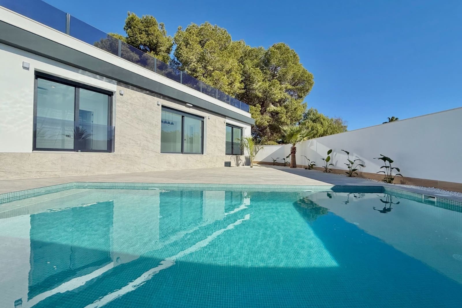 Chalet de 4 habitaciones en Ciudad Quesada en venta con piscina garaje - 850.000 € (Ref: 10077601)