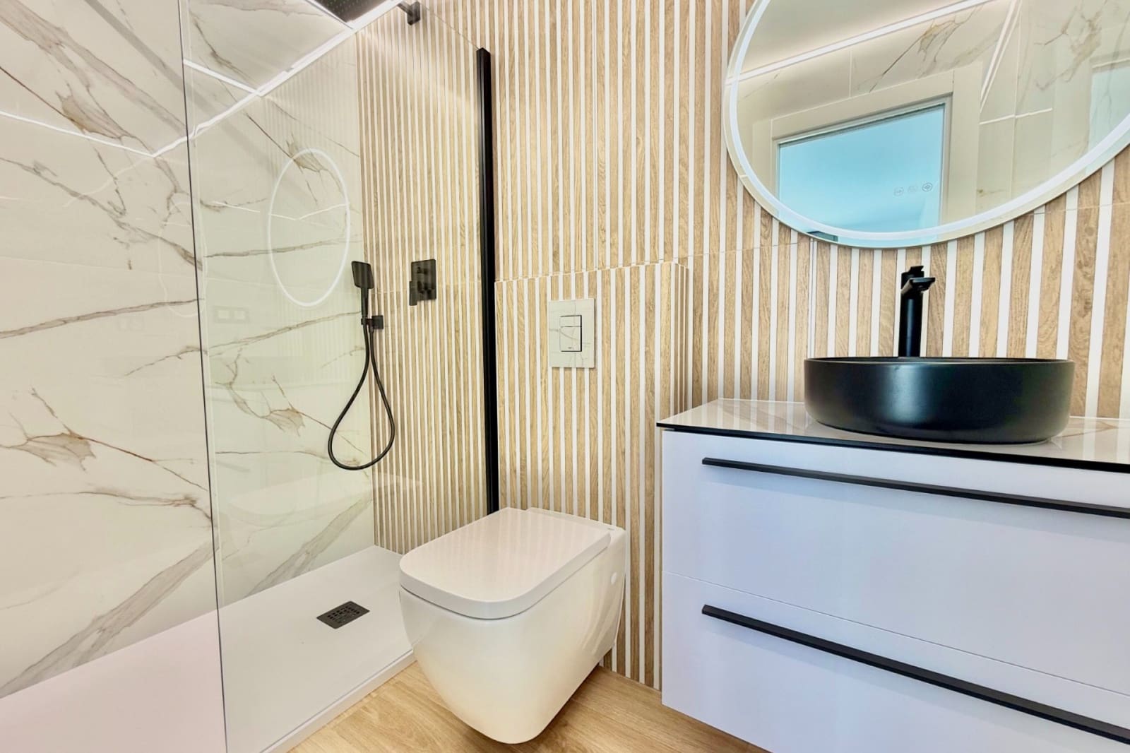 Chalet de 4 habitaciones en Ciudad Quesada en venta con piscina garaje - 850.000 € (Ref: 10077601)