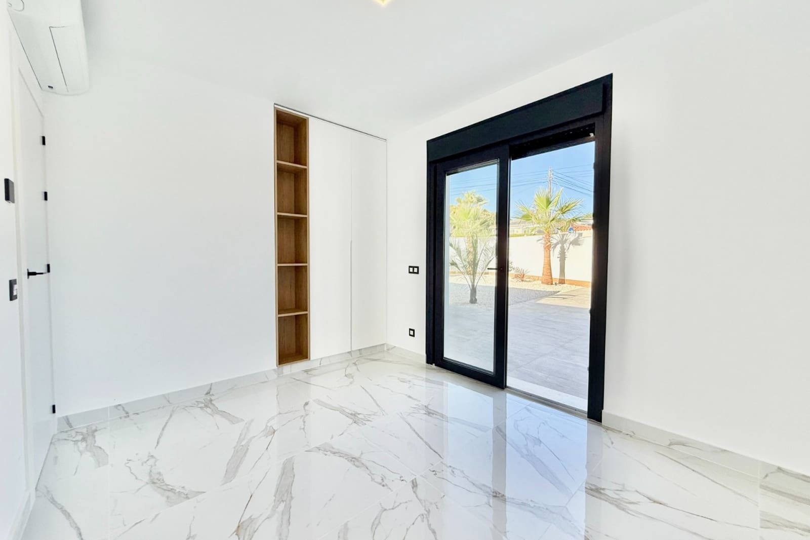 Chalet de 4 habitaciones en Ciudad Quesada en venta con piscina garaje - 850.000 € (Ref: 10077601)
