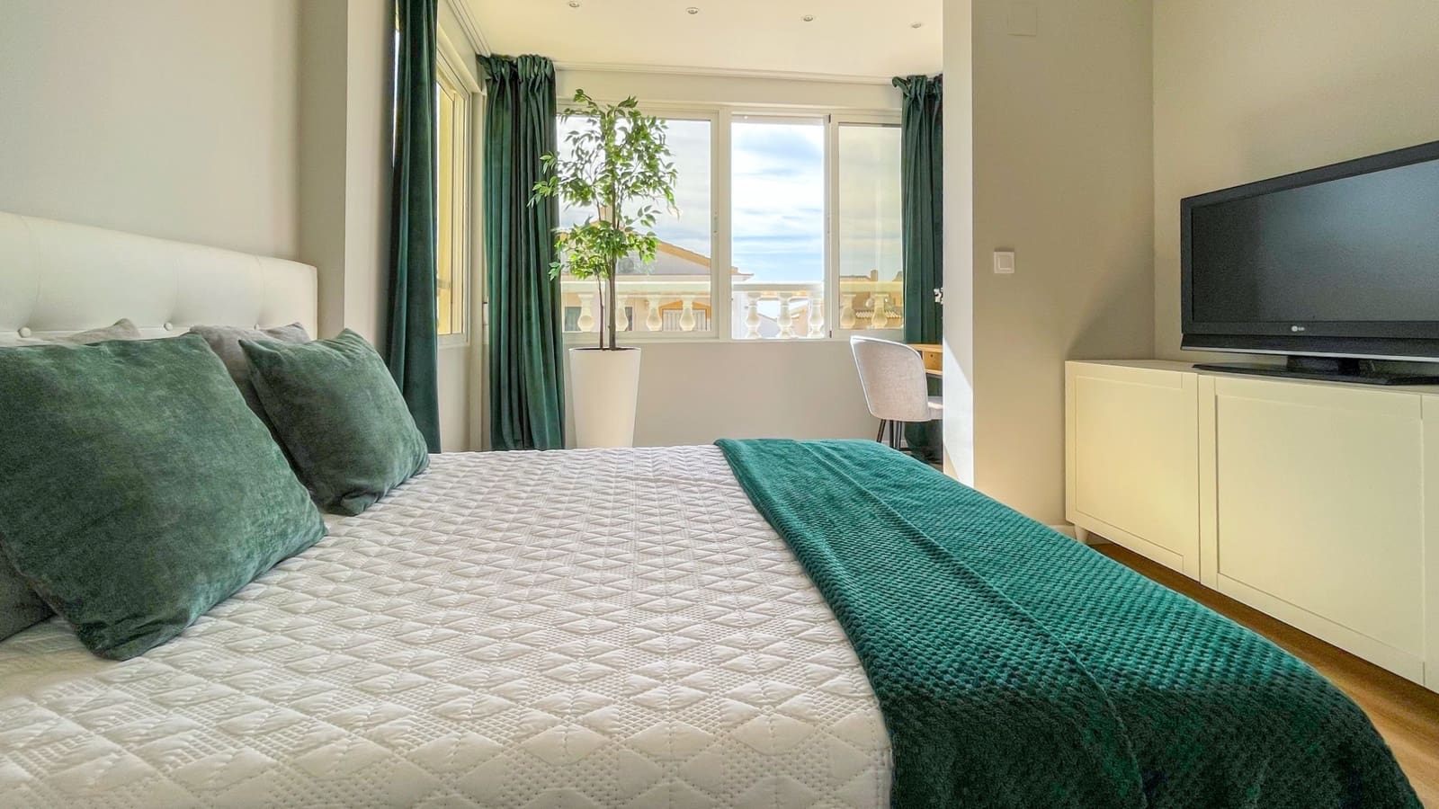 3 soveværelse Byhus til salg i Orihuela Costa med swimmingpool - € 268.800 (Ref: 10077604)