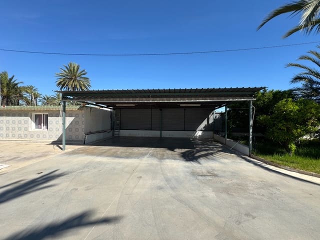 Chalet de 4 habitaciones en Valverde, Elche / Elx en venta con piscina - 699.900 € (Ref: 10077609)