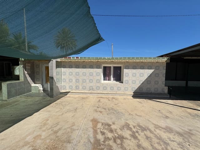Chalet de 4 habitaciones en Valverde, Elche / Elx en venta con piscina - 699.900 € (Ref: 10077609)