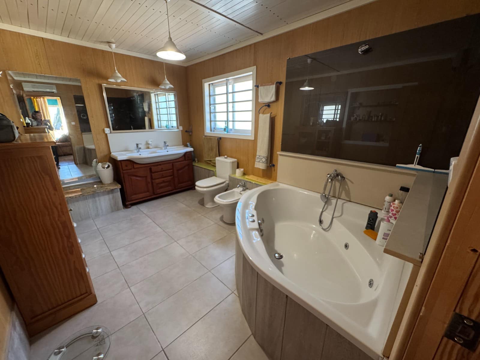 Chalet de 4 habitaciones en Valverde en venta con piscina - 699.900 € (Ref: 10077609)