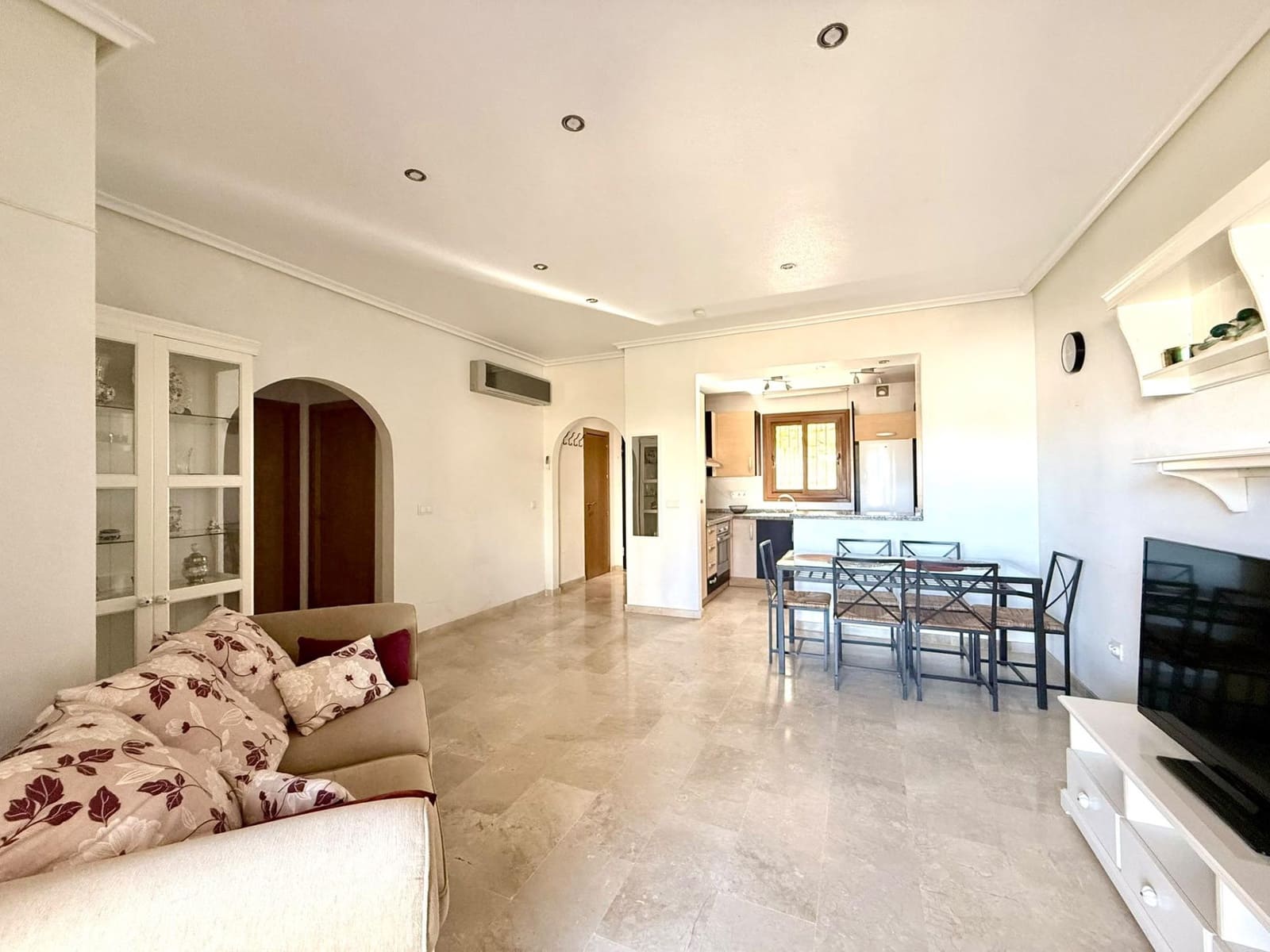 2 soverom Bungalow til salgs i Las Ramblas Golf med svømmebasseng garasje - € 175 000 (Ref: 10077724)