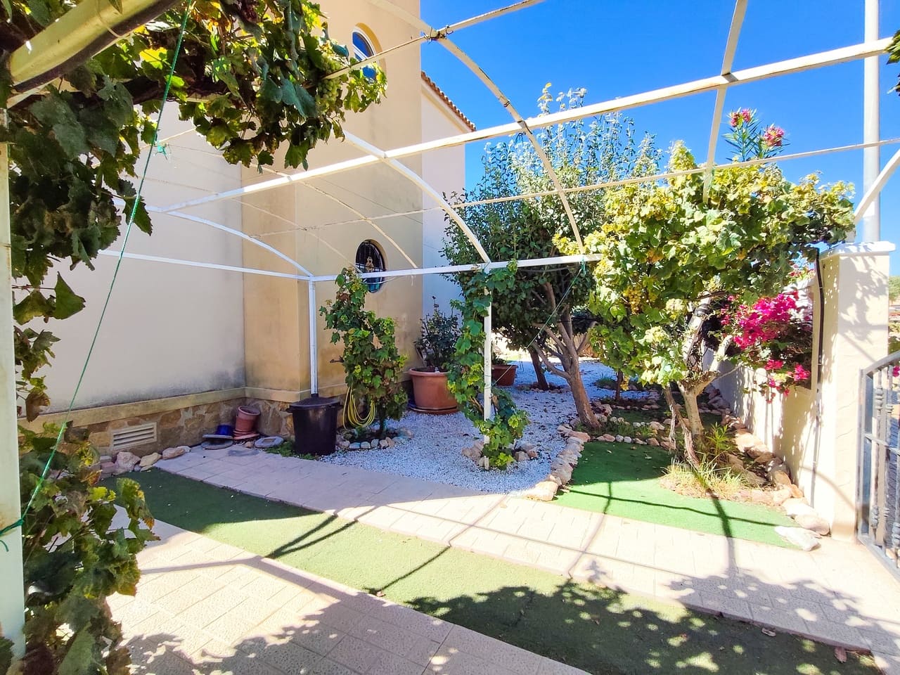 2 soveværelse Lejlighed til salg i Cabo Roig med swimmingpool - € 215.000 (Ref: 10077727)