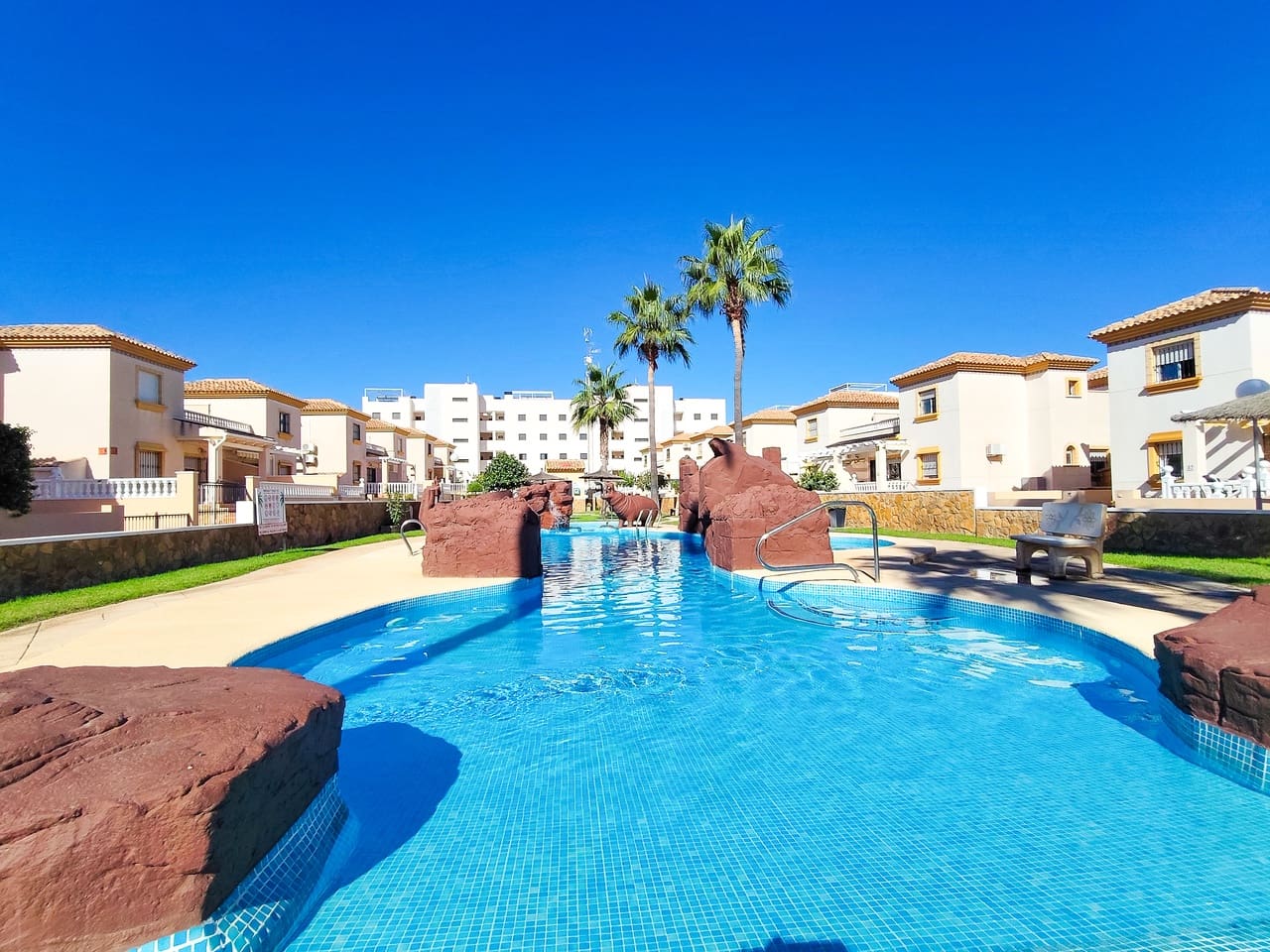 2 sovrum Lägenhet till salu i Villamartin med pool - 239 000 € (Ref: 10077728)