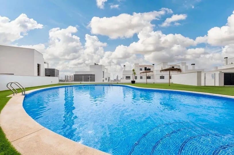 3 quarto Casa em Banda para venda em Finestrat com piscina garagem - 445 000 € (Ref: 10080453)