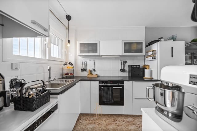 2 slaapkamer Penthouse te koop in Rocio del Mar, Torrevieja met zwembad garage - € 189.000 (Ref: 10080566)