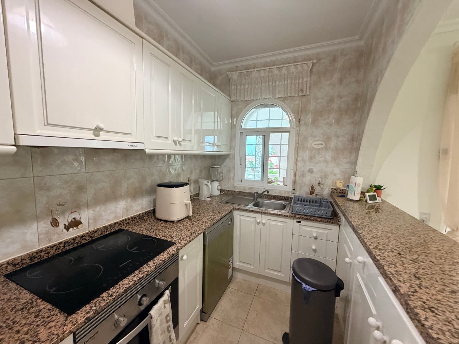 5 slaapkamer Villa te koop in Ciudad Quesada met zwembad garage - € 770.000 (Ref: 10085079)