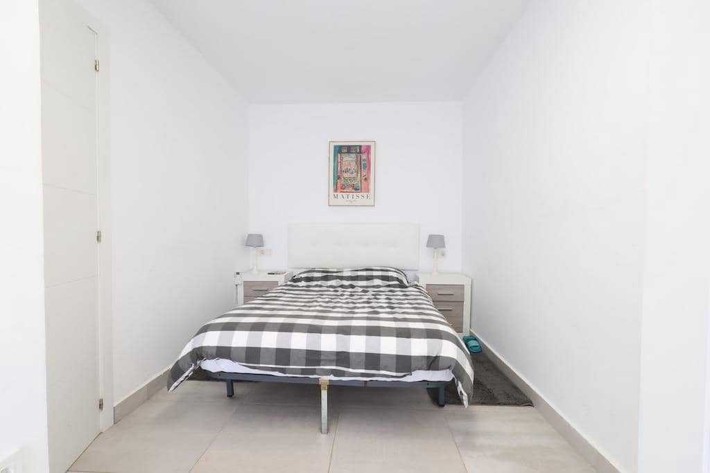 Bungalow de 3 habitaciones en Torrevieja en venta con garaje - 145.000 € (Ref: 10085501)
