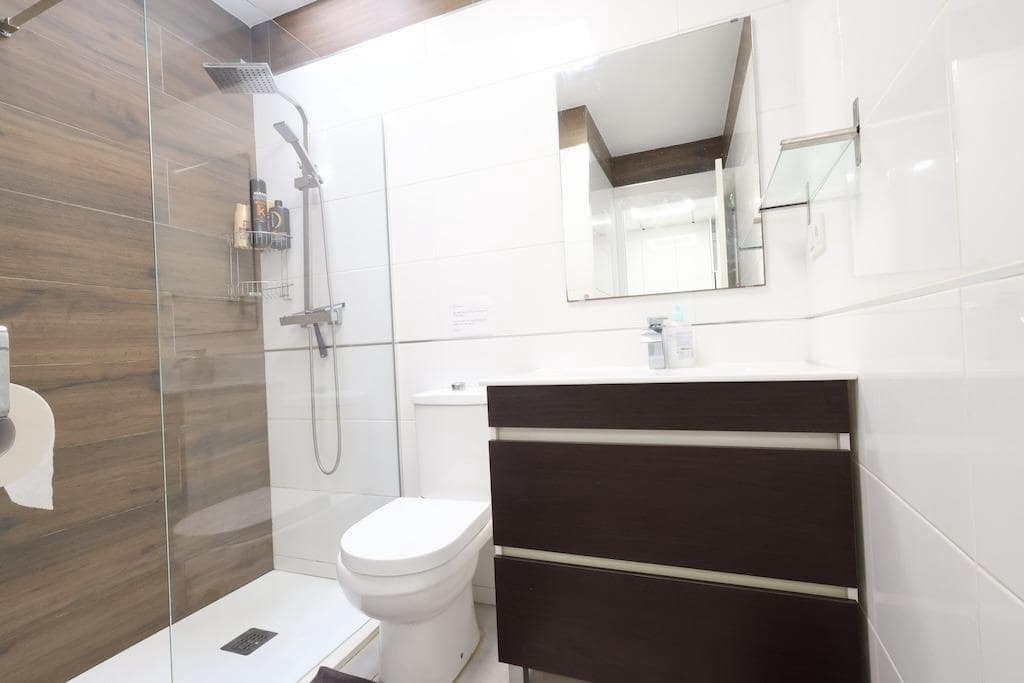 Bungalow de 3 habitaciones en Torrevieja en venta con garaje - 145.000 € (Ref: 10085501)