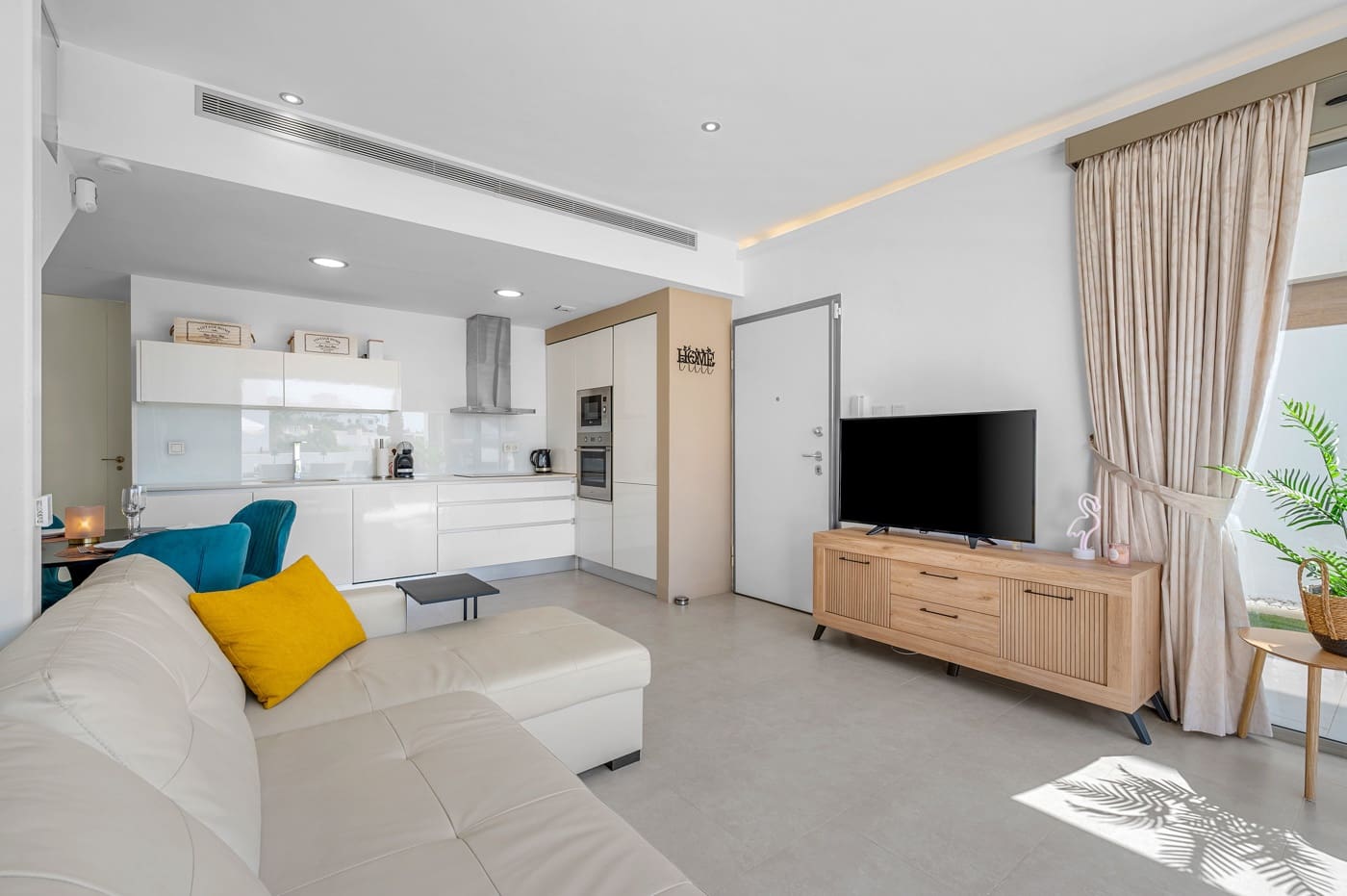 3 Zimmer Villa zu verkaufen in Villamartin mit Pool - 429.000 € (Ref: 10088967)