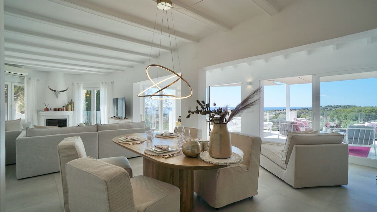 Chalet de 4 habitaciones en Moraira en venta con piscina - 1.270.000 € (Ref: 10088968)