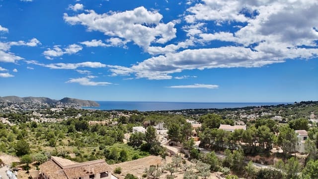 Chalet de 4 habitaciones en Moraira, Teulada-Moraira en venta con piscina - 1.270.000 € (Ref: 10088968)
