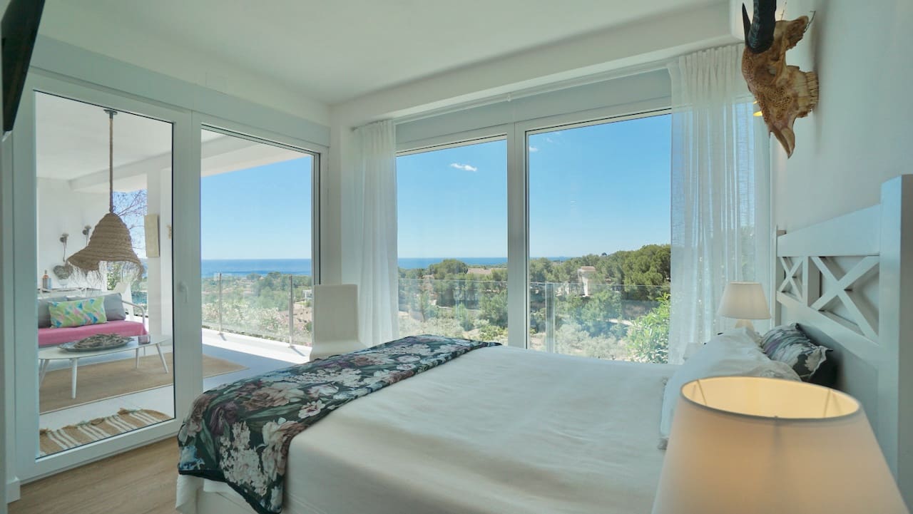 Chalet de 4 habitaciones en Moraira en venta con piscina - 1.270.000 € (Ref: 10088968)