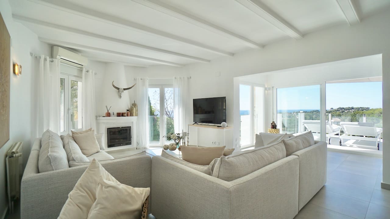 Chalet de 4 habitaciones en Moraira en venta con piscina - 1.270.000 € (Ref: 10088968)