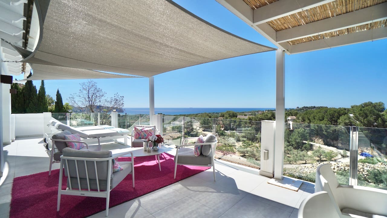 Chalet de 4 habitaciones en Moraira en venta con piscina - 1.270.000 € (Ref: 10088968)