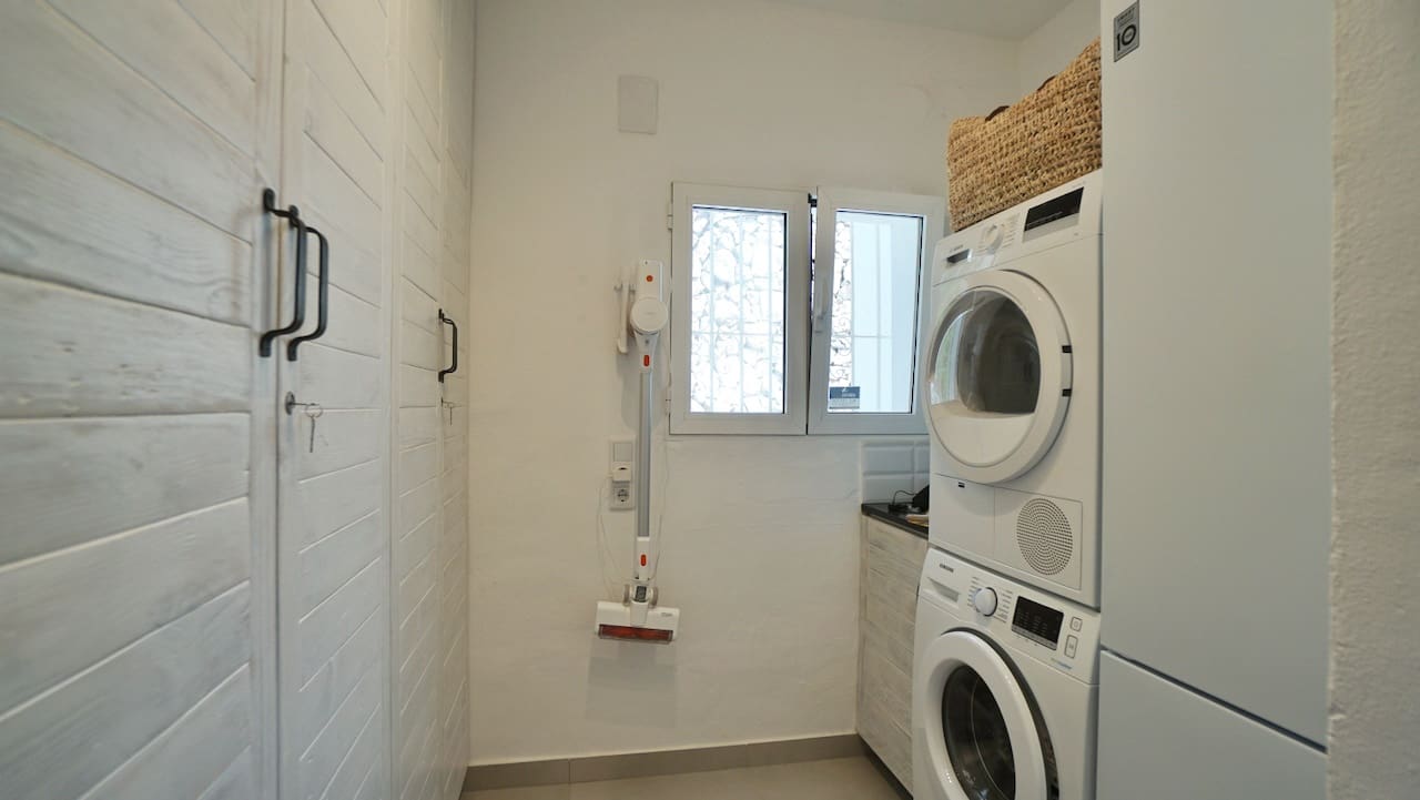 Chalet de 4 habitaciones en Moraira en venta con piscina - 1.270.000 € (Ref: 10088968)