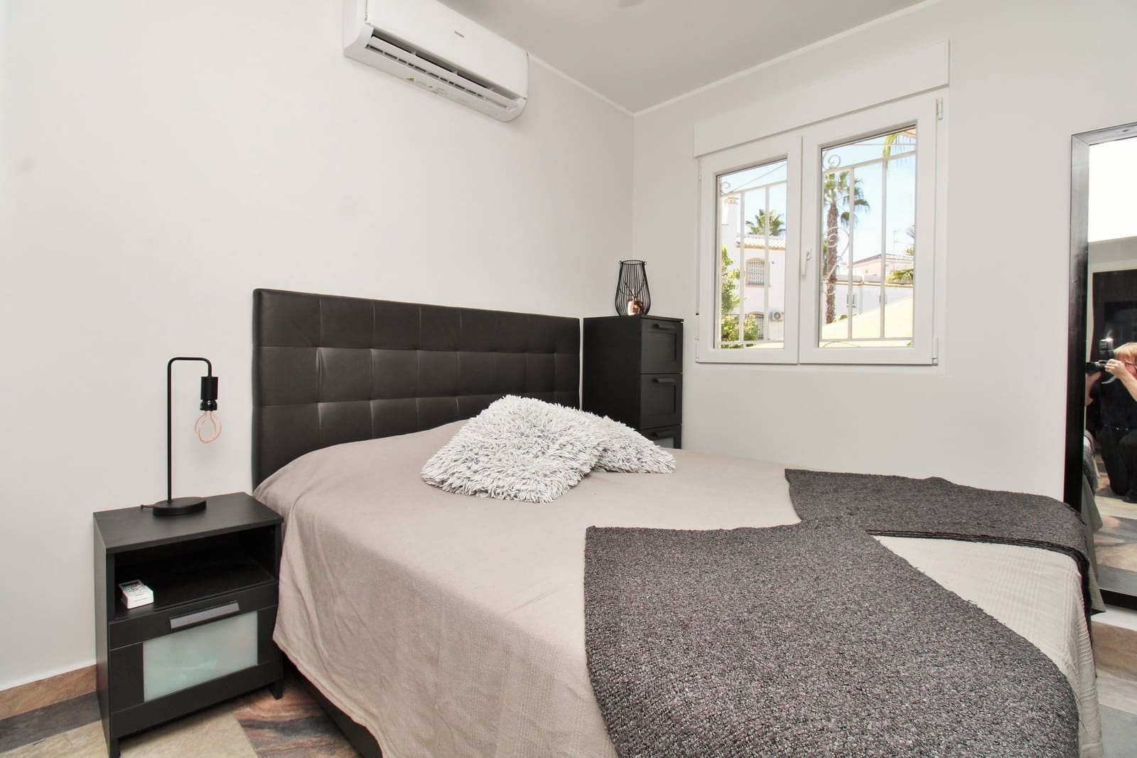 4 quarto Moradia para venda em Villamartin com piscina - 419 000 € (Ref: 10088970)