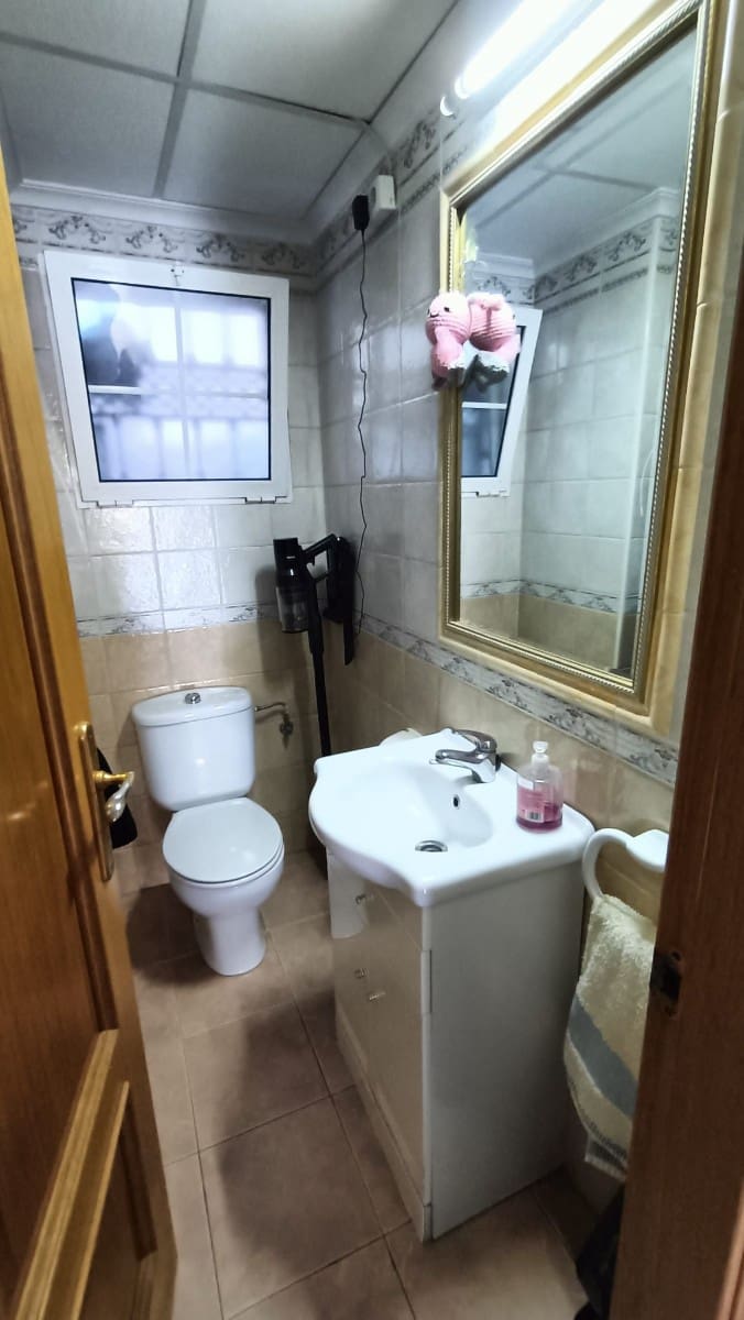 3 soverom Hus til salgs i Guardamar del Segura med svømmebasseng garasje - € 235 000 (Ref: 10088971)