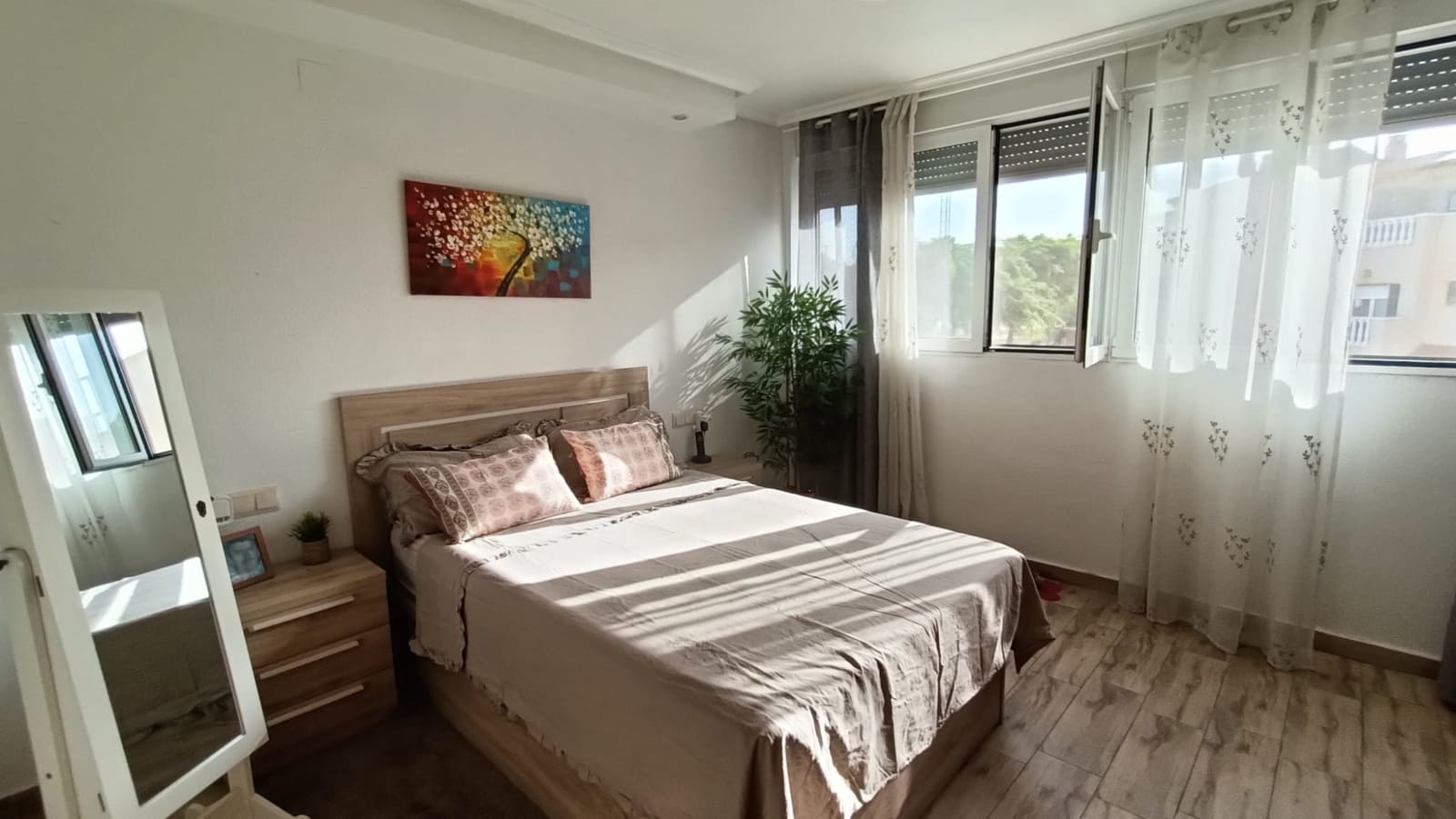 3 soverom Hus til salgs i Guardamar del Segura med svømmebasseng garasje - € 235 000 (Ref: 10088971)