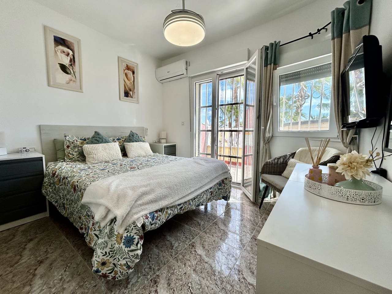 3 chambre Maison de Ville à vendre à Cabo Roig avec piscine garage - 220 000 € (Ref: 10088973)