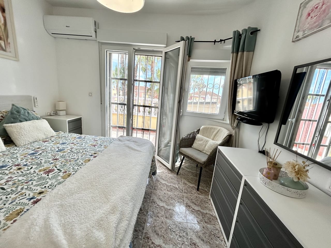 3 chambre Maison de Ville à vendre à Cabo Roig avec piscine garage - 220 000 € (Ref: 10088973)