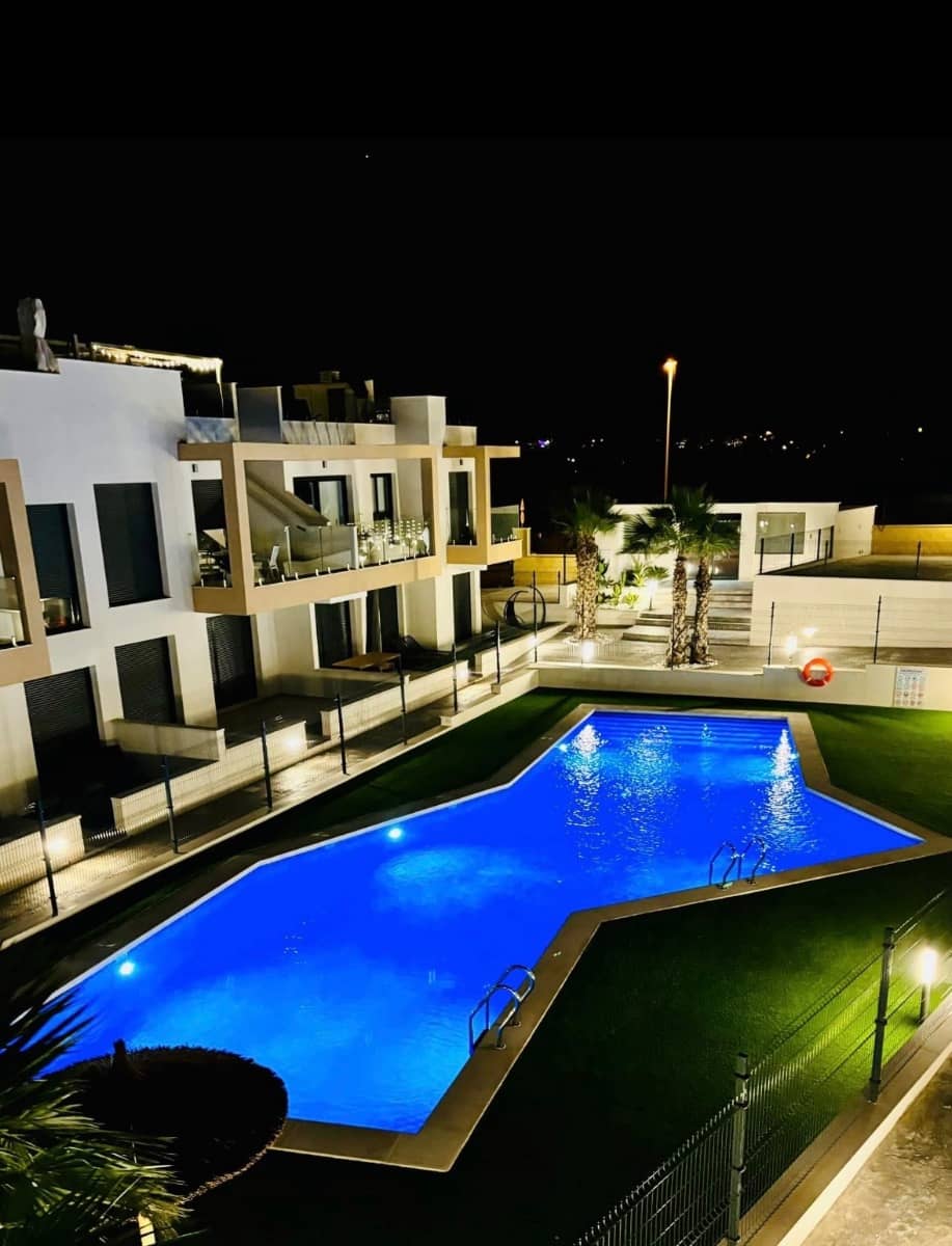 2 quarto Apartamento para venda em Villamartin com piscina - 279 000 € (Ref: 10089118)