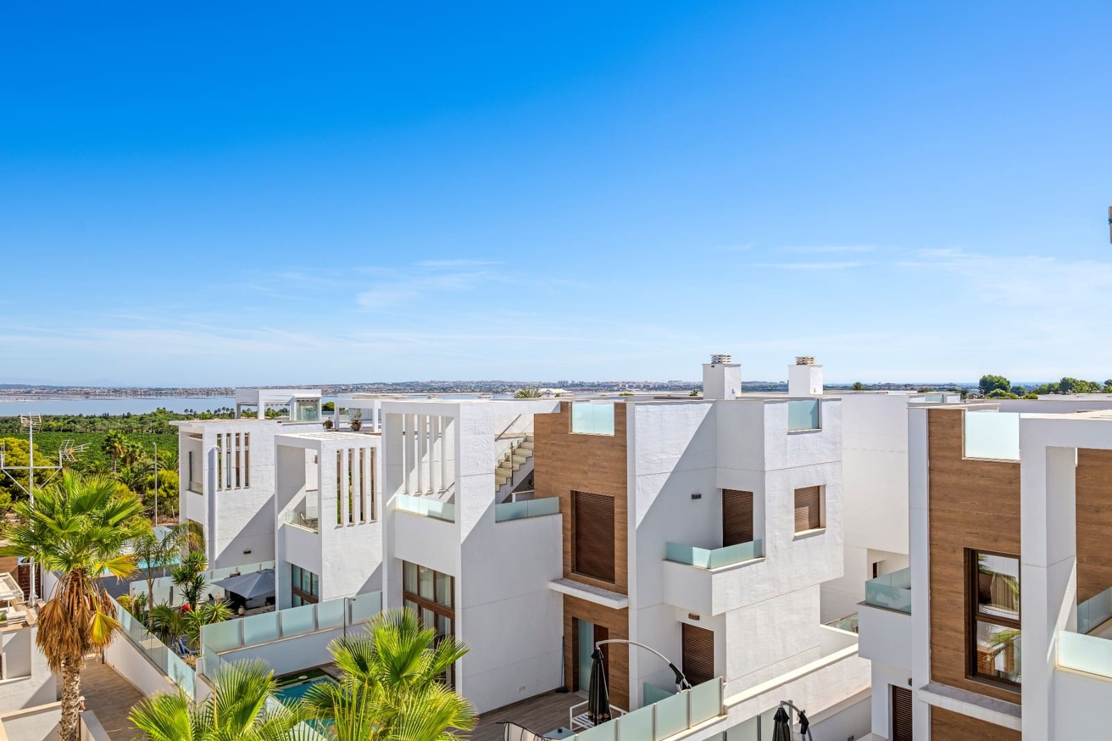 2 quarto Penthouse para venda em Los Balcones com piscina garagem - 295 000 € (Ref: 10089119)