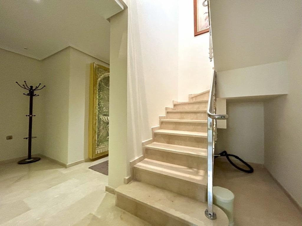 3 sypialnia Penthouse na sprzedaż w Orihuela Costa z basenem - 545 000 € (Ref: 10090103)