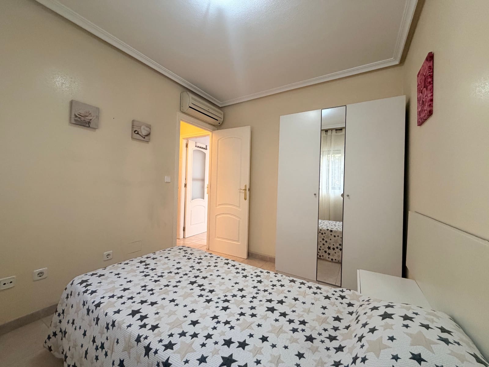 3 soverom Villa til leie i Ciudad Quesada med svømmebasseng - € 1 300 (Ref: 10091383)