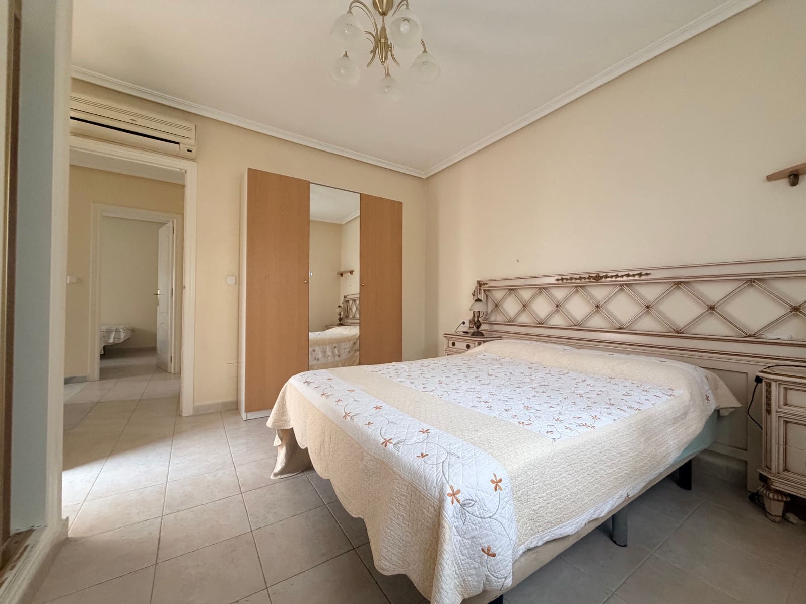 3 soverom Villa til leie i Ciudad Quesada med svømmebasseng - € 1 300 (Ref: 10091383)
