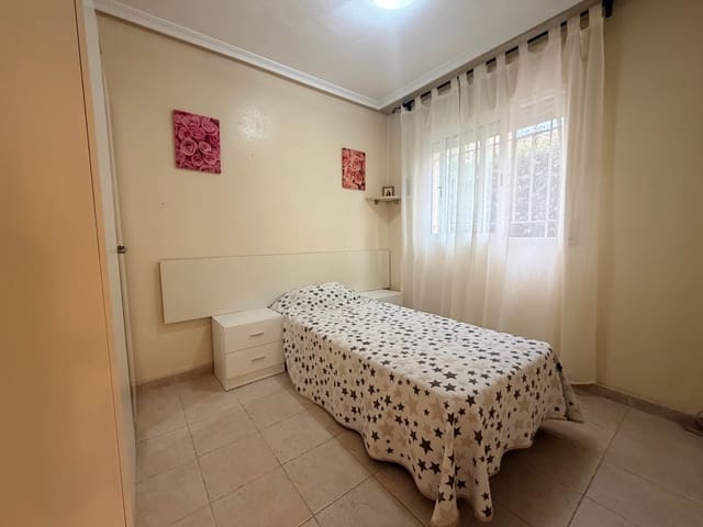 3 soverom Villa til leie i Ciudad Quesada, Rojales med svømmebasseng - € 1 300 (Ref: 10091383)