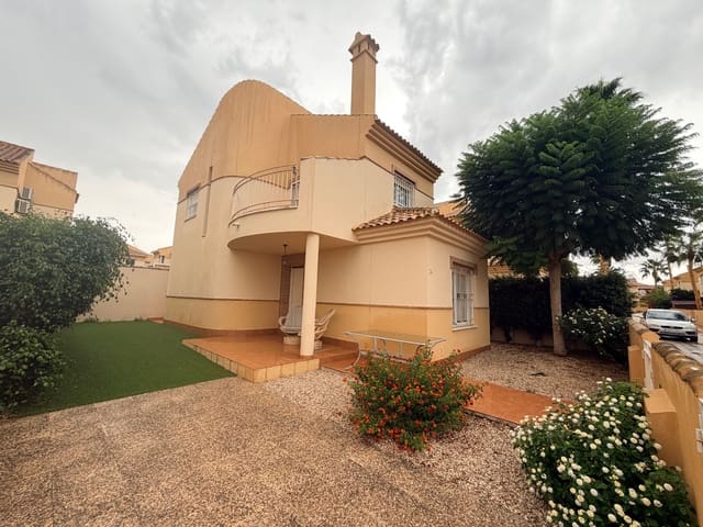 3 soverom Villa til leie i Ciudad Quesada, Rojales med svømmebasseng - € 1 300 (Ref: 10091383)