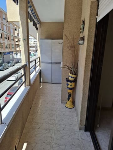 2 soveværelse Strandlejlighed til salg i Guardamar Playa, Guardamar del Segura med garage - € 155.000 (Ref: 10097576)
