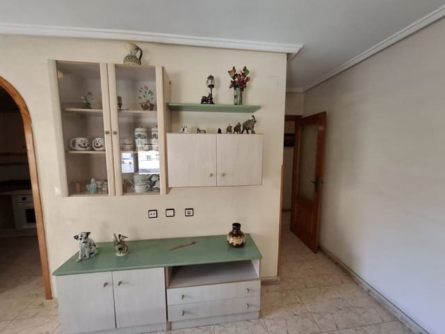 2 soveværelse Strandlejlighed til salg i Guardamar Playa, Guardamar del Segura med garage - € 155.000 (Ref: 10097576)