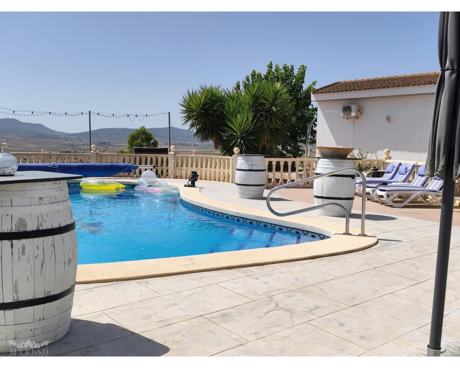 Finca/Casa Rural de 4 habitaciones en Monóvar / Monóver en venta con piscina - 499.950 € (Ref: 10097664)