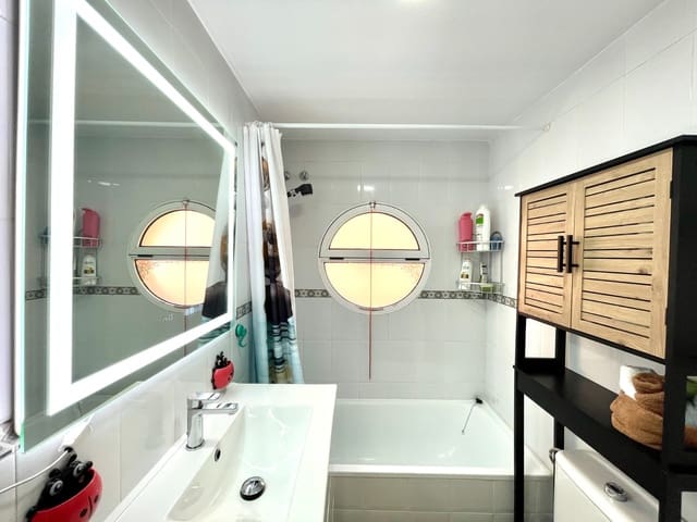 3 soverom Leilighet til salgs i La Siesta, Torrevieja med svømmebasseng - € 156 500 (Ref: 10099168)