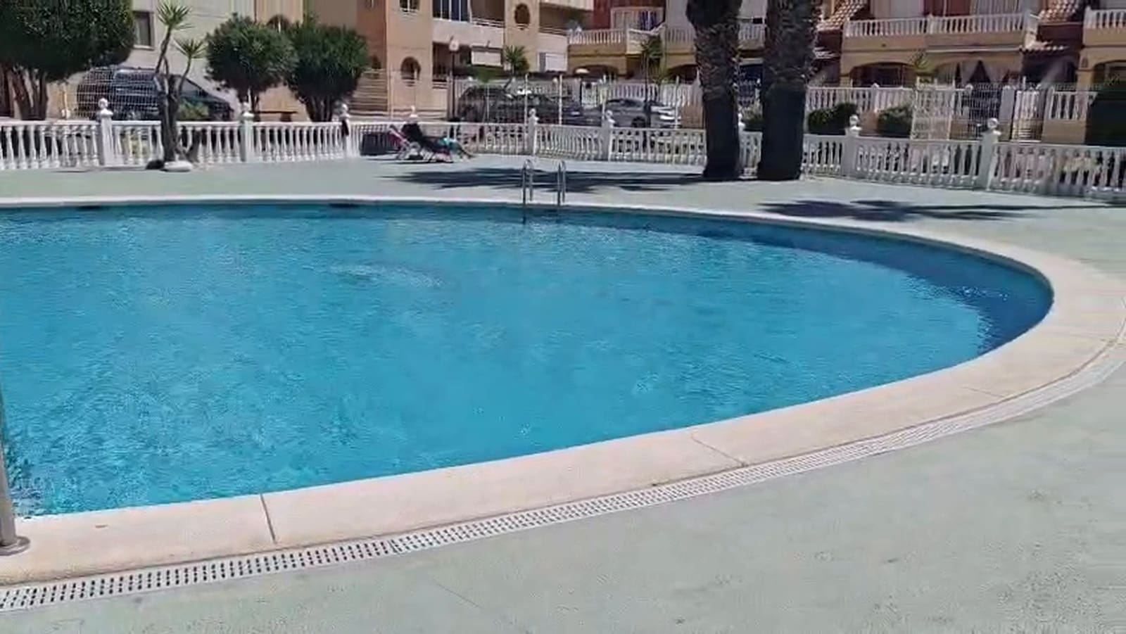 3 soverom Leilighet til salgs i La Siesta med svømmebasseng - € 156 500 (Ref: 10099168)