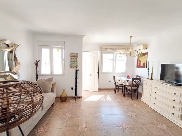 3 chambre Maison de Ville à vendre à Los Balcones avec piscine garage - 269 995 € (Ref: 10099771)