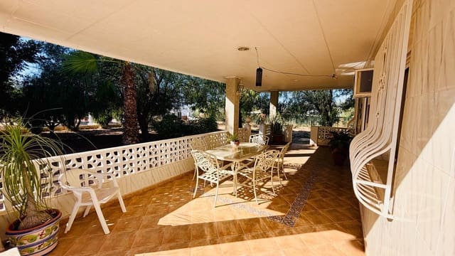 4 bedroom Villa for sale in Crevillente / Crevillent with pool garage - € 300,000 (Ref: 10108868)